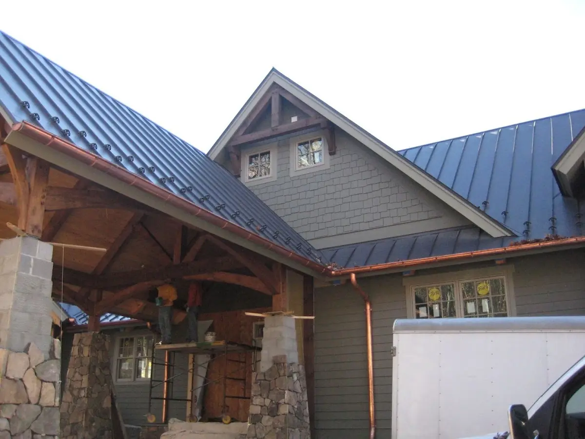 Craftsman Roofing team delivering quality roofing work in Forsyth